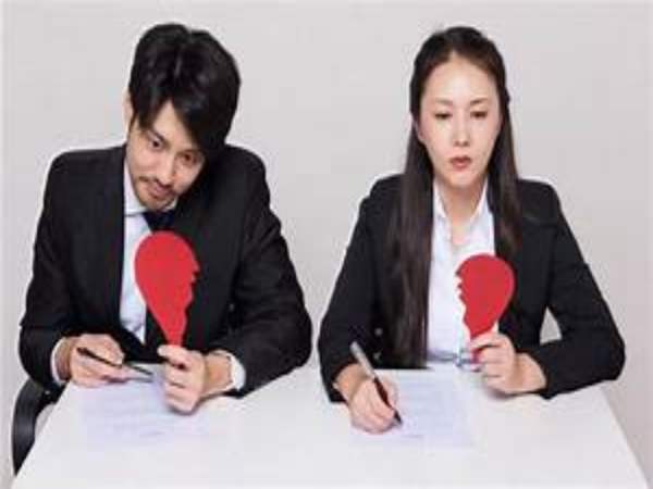 Mơ thấy ly hôn con gì