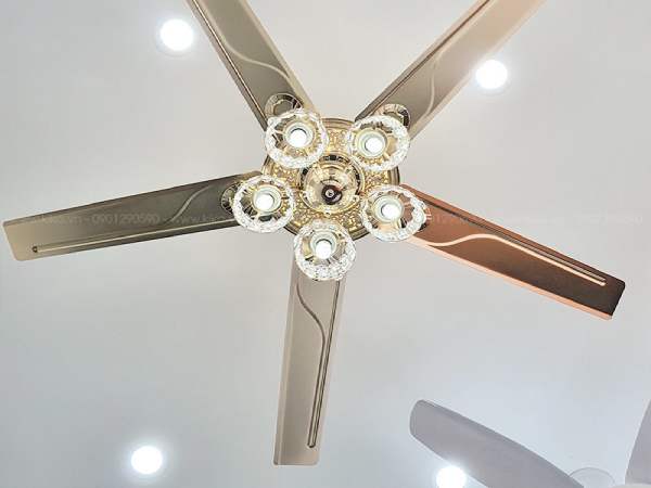 Nằm mộng thấy quạt trần con gì may mắn?